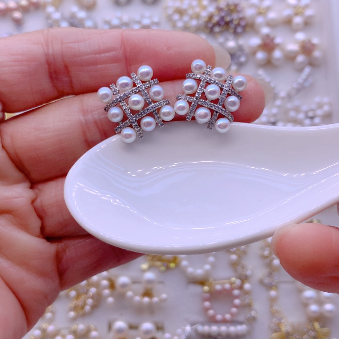 合金淡水珍珠耳饰