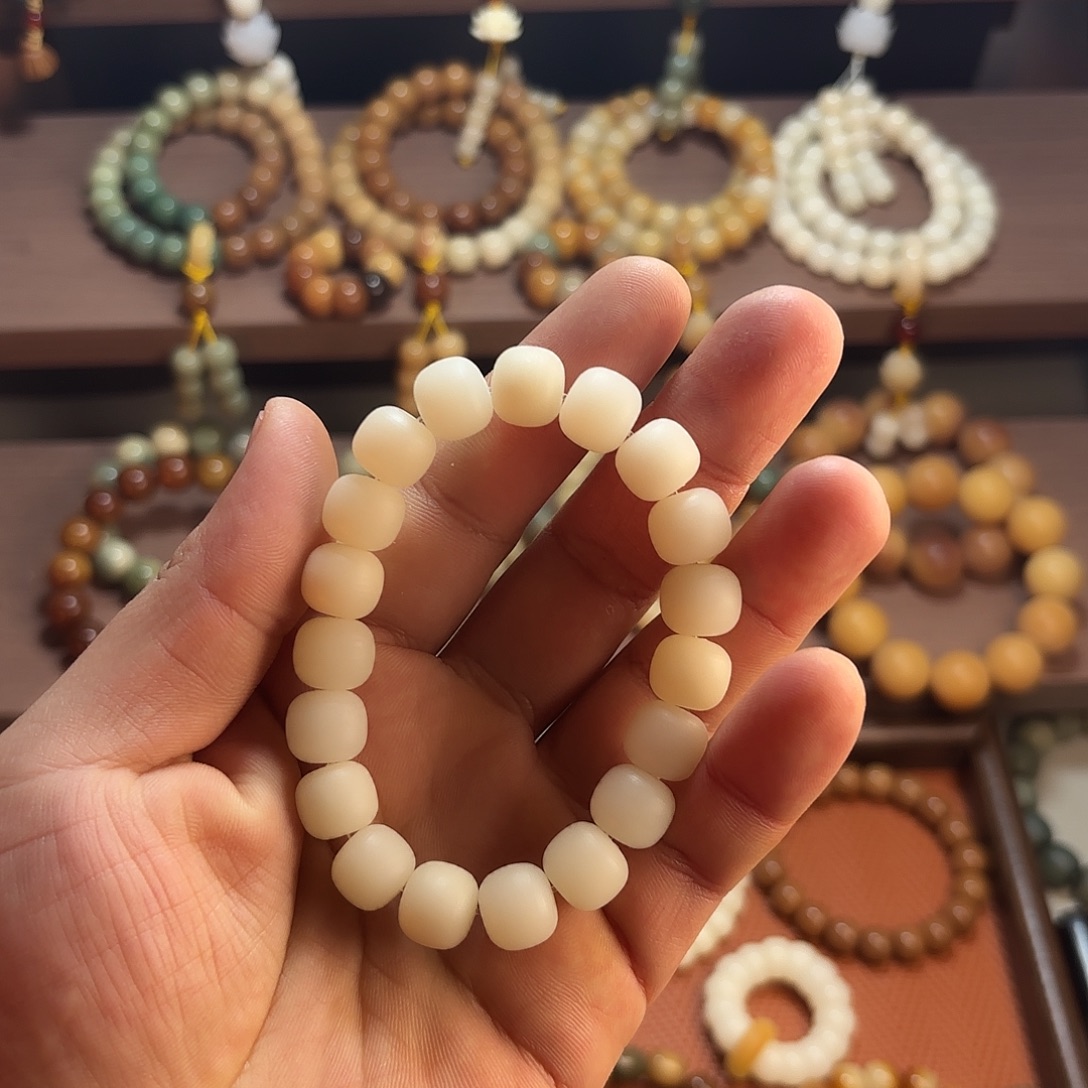 -***-吊坠菩提根/象牙果