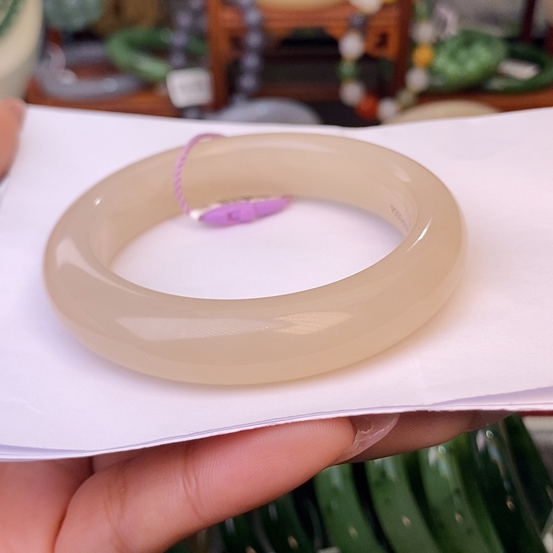 和田玉藕粉红粉老料收藏手镯55圈未镶嵌*‍**