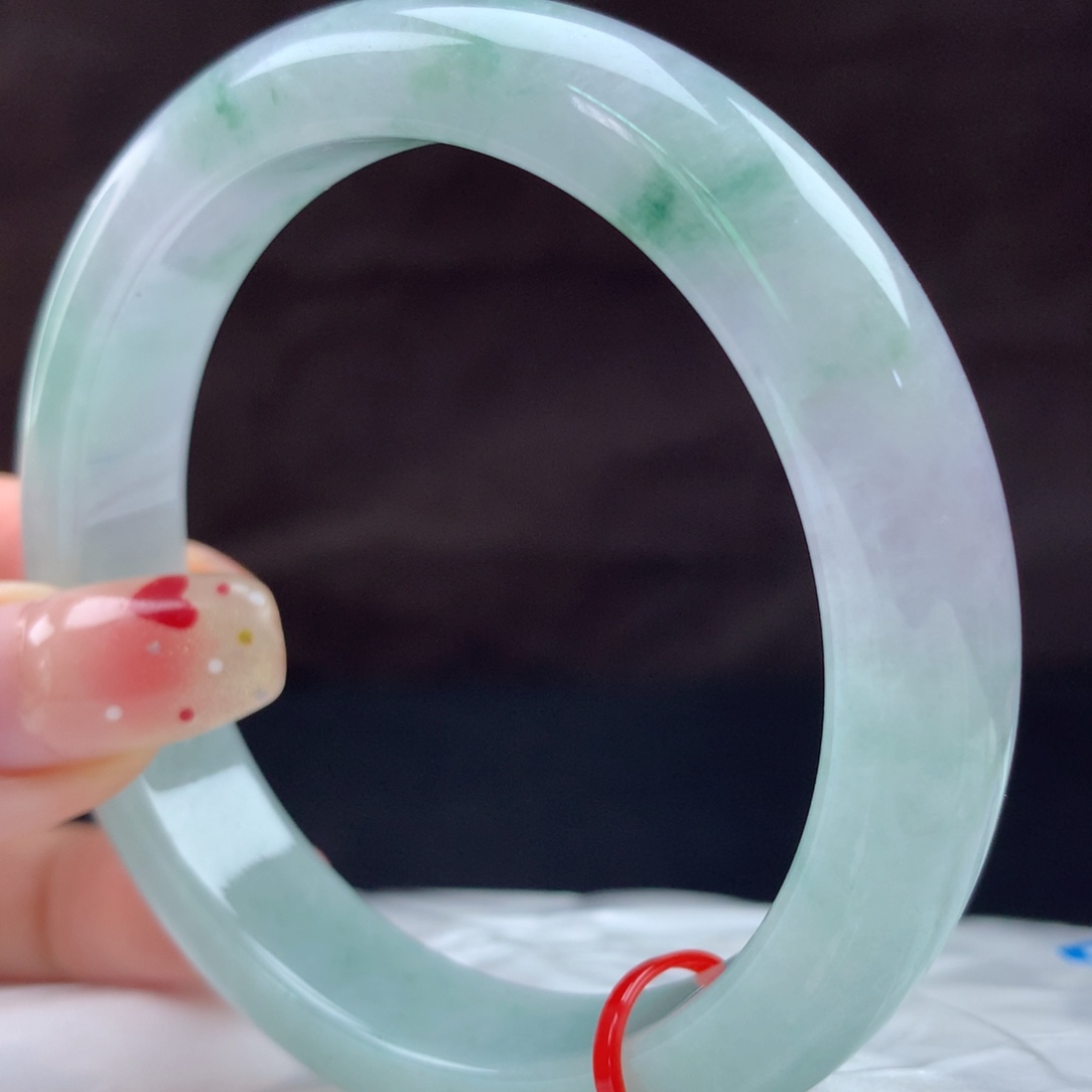 翡翠未镶嵌手镯82040，