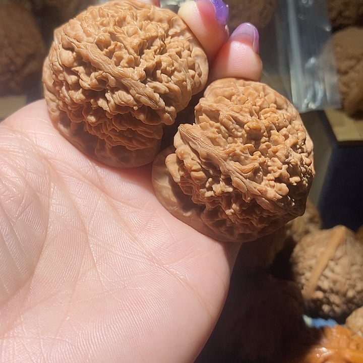 文玩核桃吊坠42.5满天星