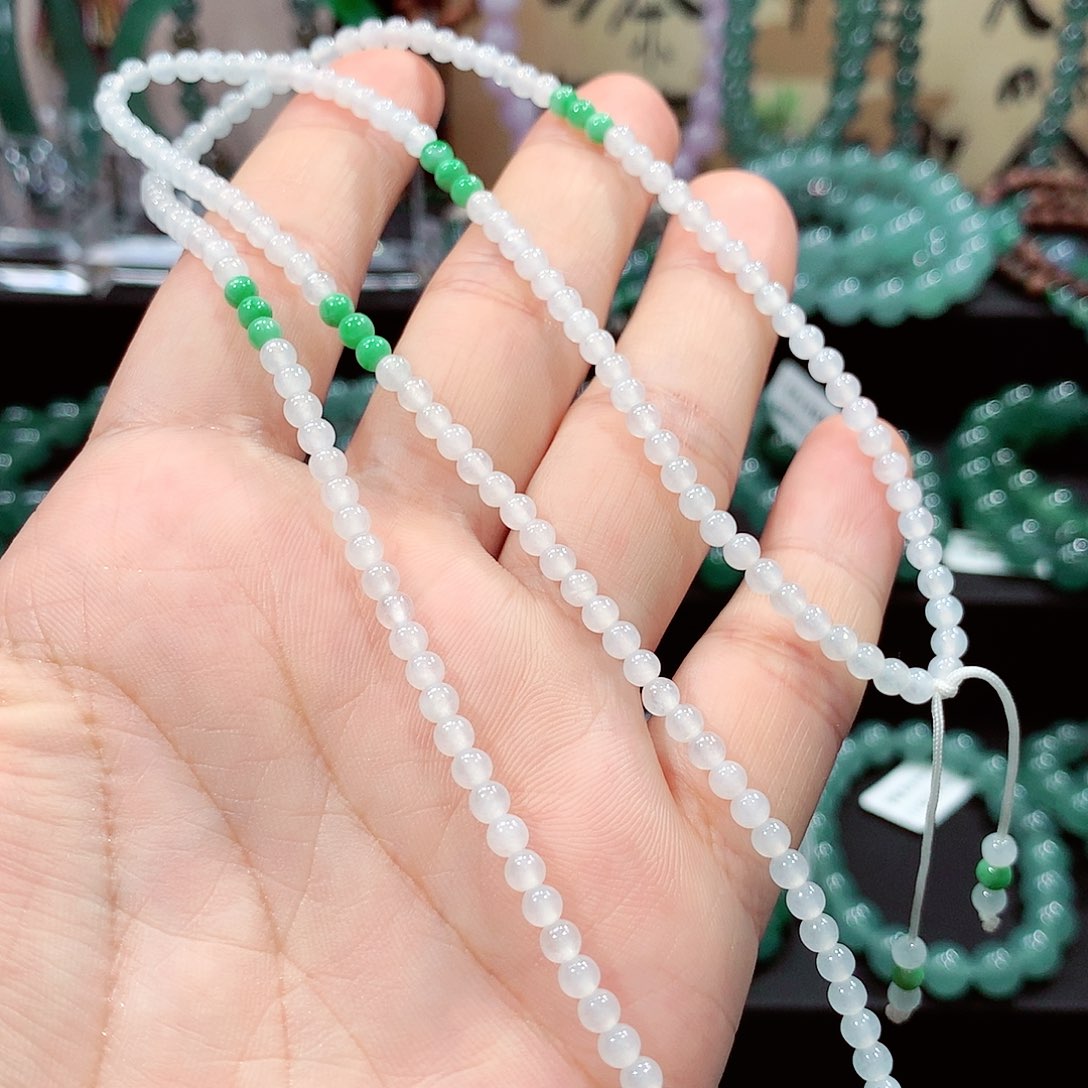 翡翠未镶嵌手链卡3.6