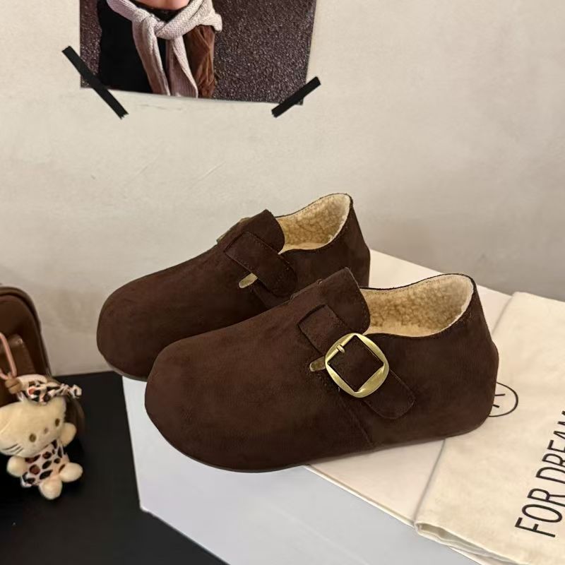 断码孤品女鞋NO退NO换 按主播给的编码备注去拍~偶有微瑕介意慎拍