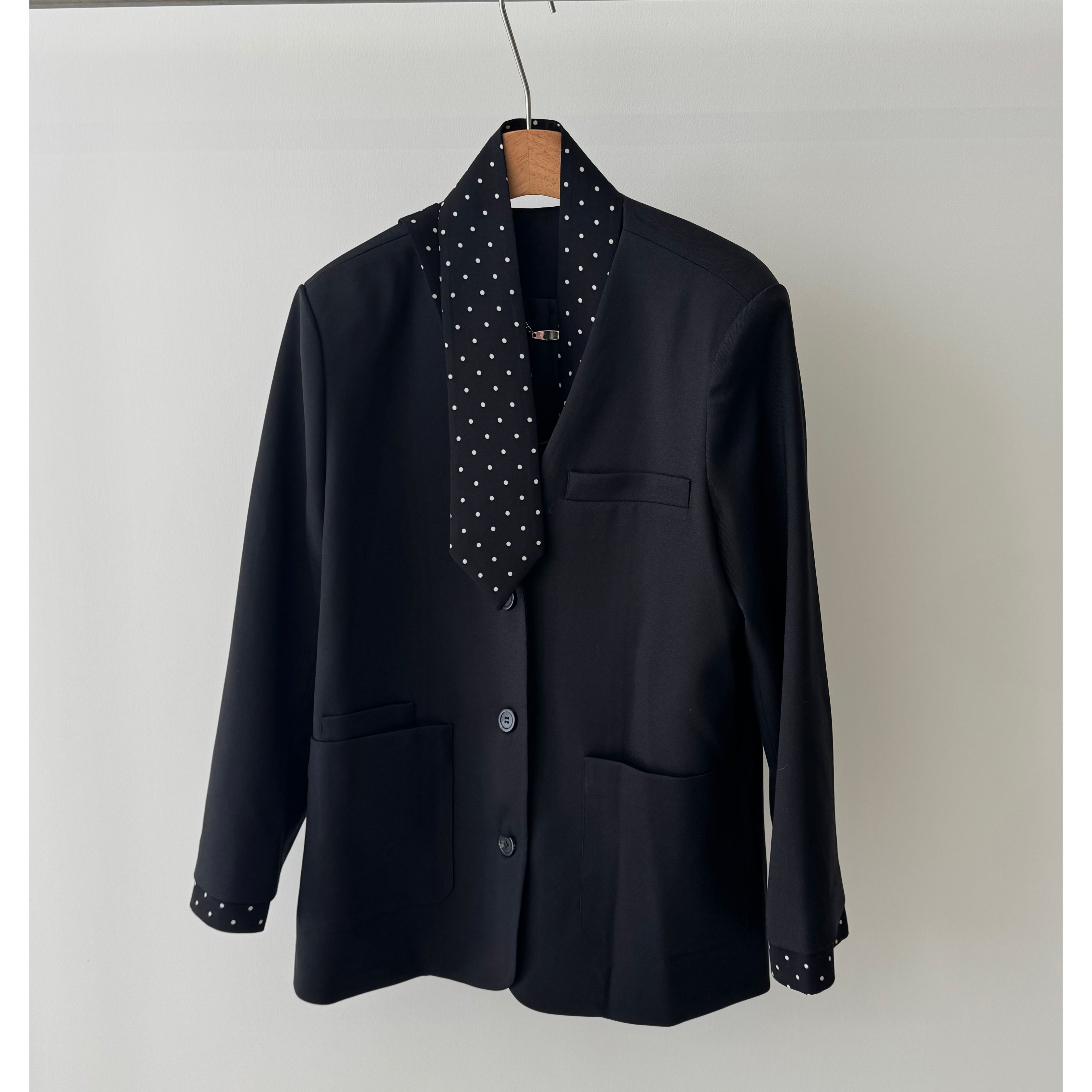 zhukele 波点边西装