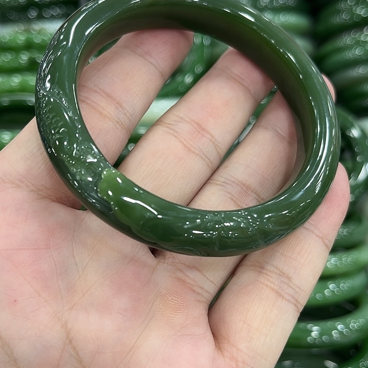 和田玉未镶嵌手镯56～1