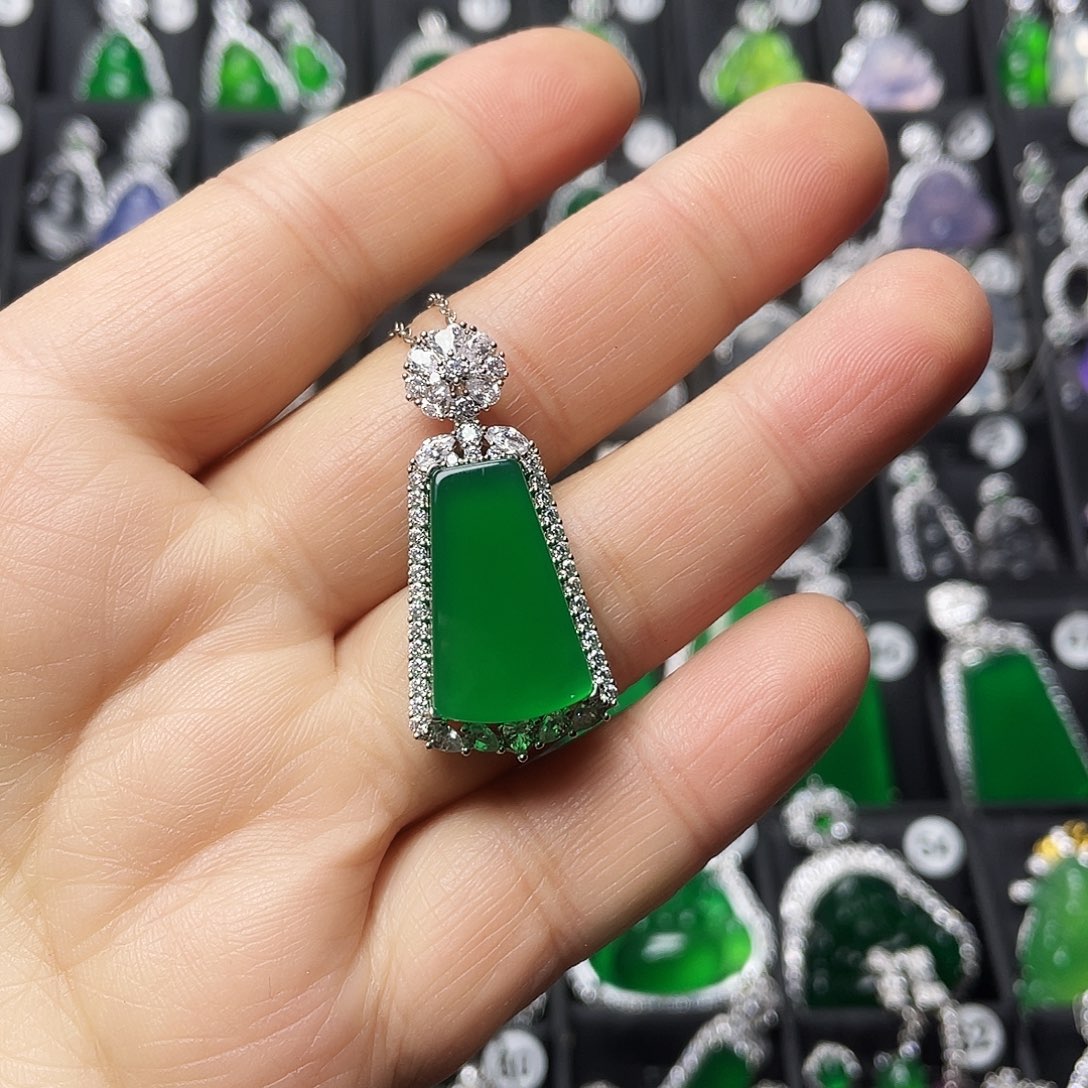 玛瑙/玉髓合金颈饰