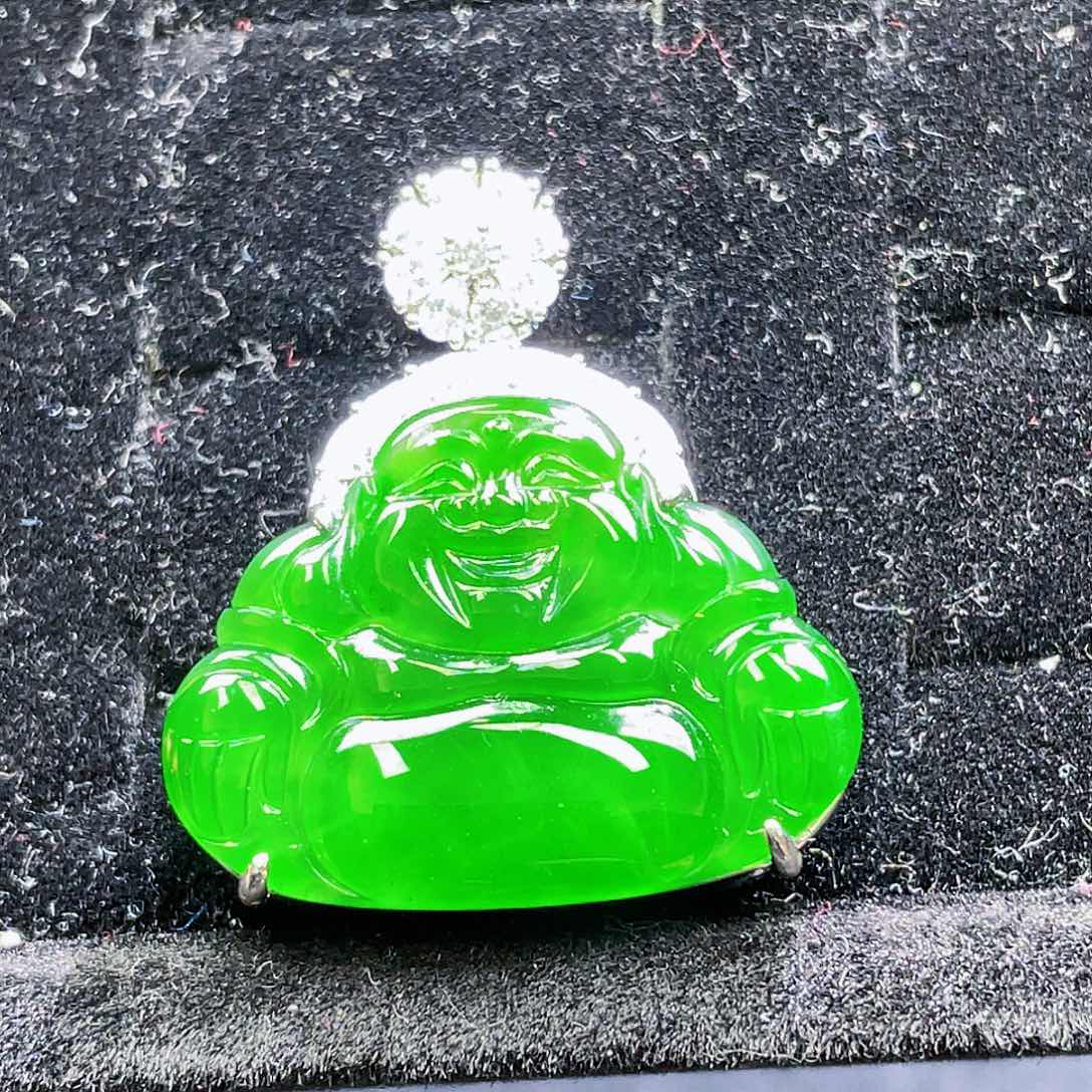 翡翠颈饰未镶嵌67，