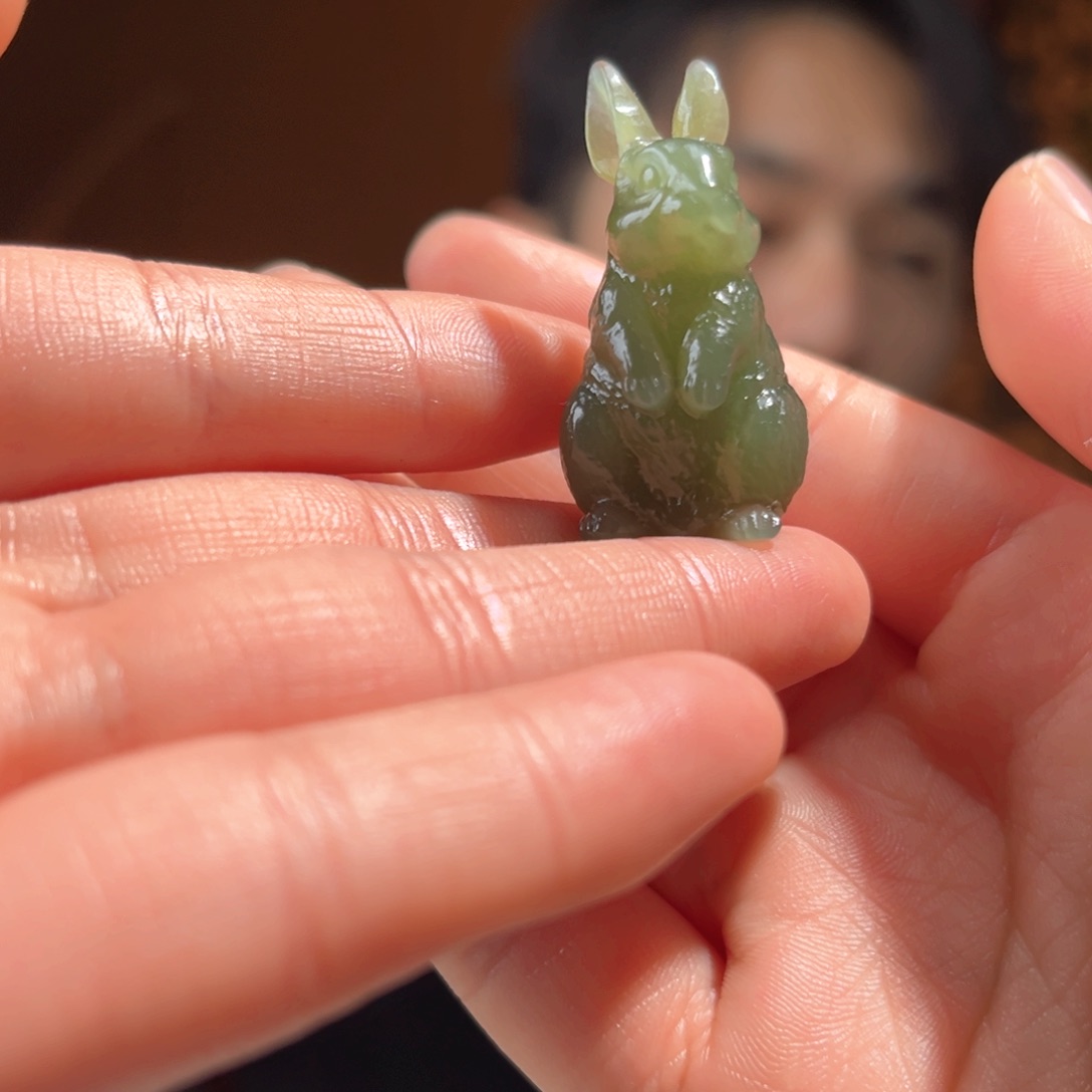 吊坠(不含链)未镶嵌和田玉青海梅子青兔兔150