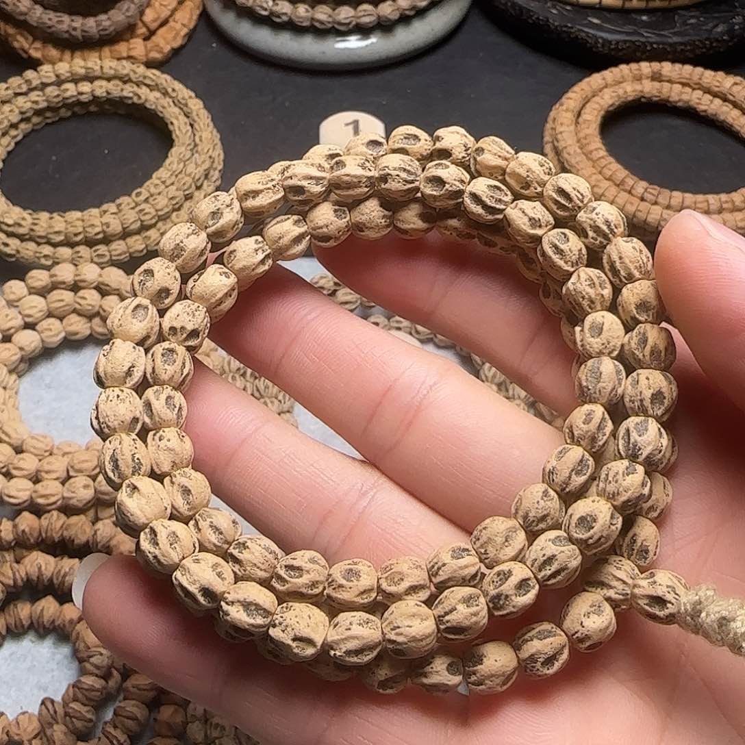 柏香籽/百香籽手串牛*勤大深坑脏鬼