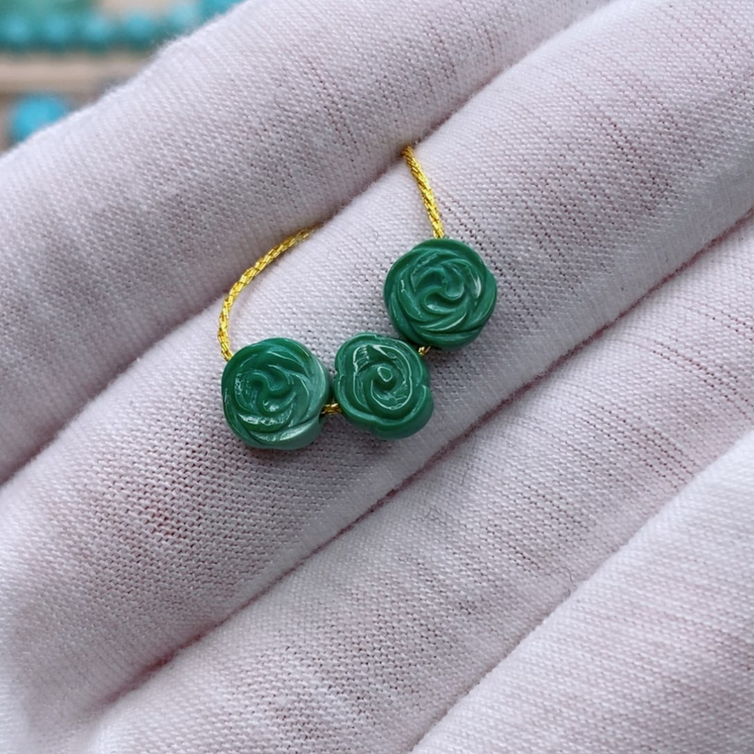 绿松石未镶嵌珠宝奇石