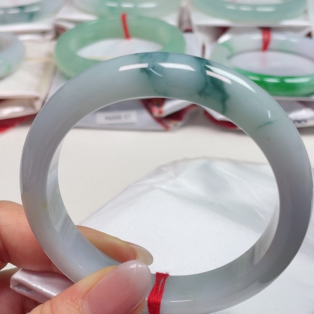 翡翠未镶嵌手镯缅甸翡翠