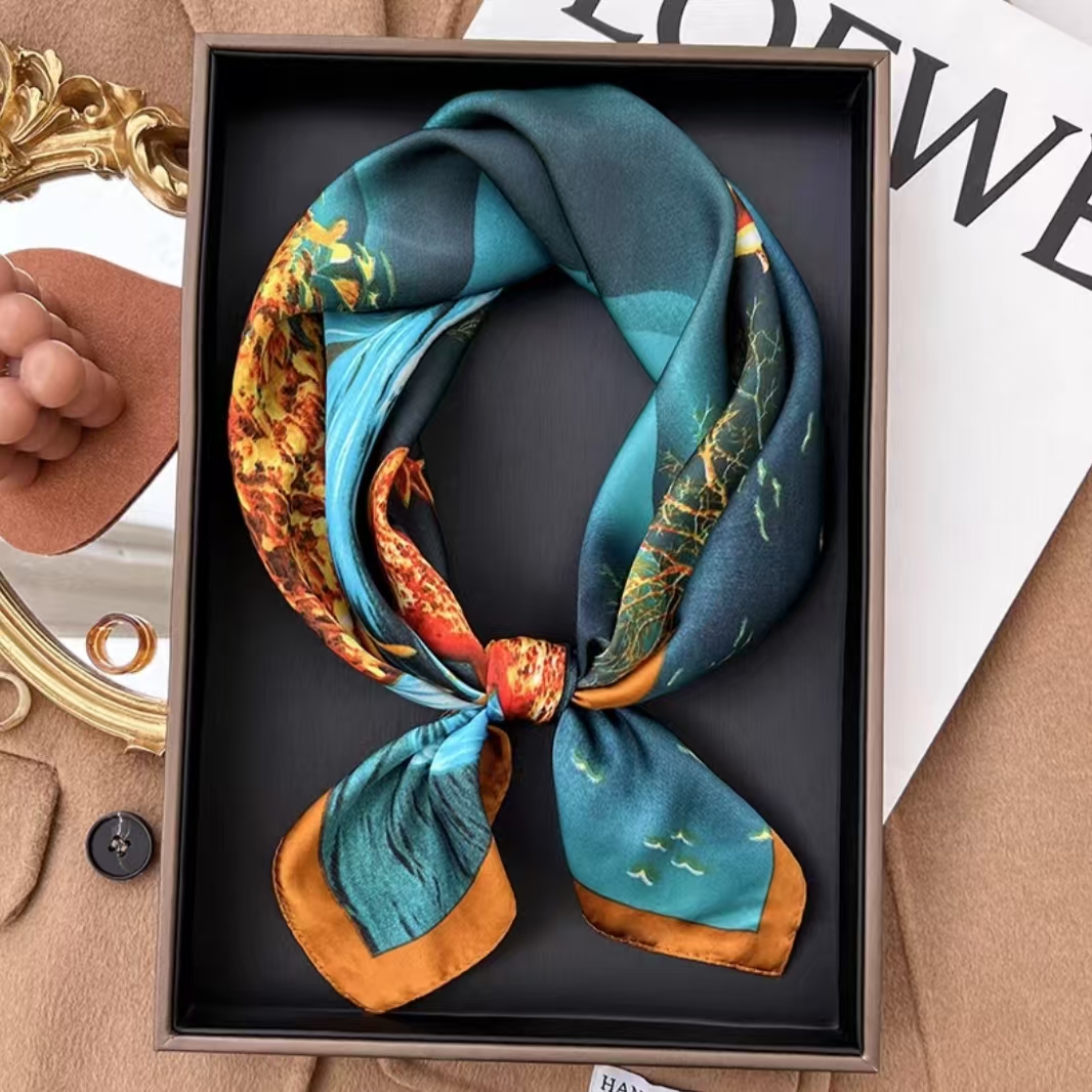 [呦呦鹿鸣]时尚百搭复古丝巾披肩丽锦缎小方巾70*70（133-A）