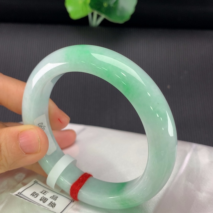 未镶嵌手镯翡翠正圈56