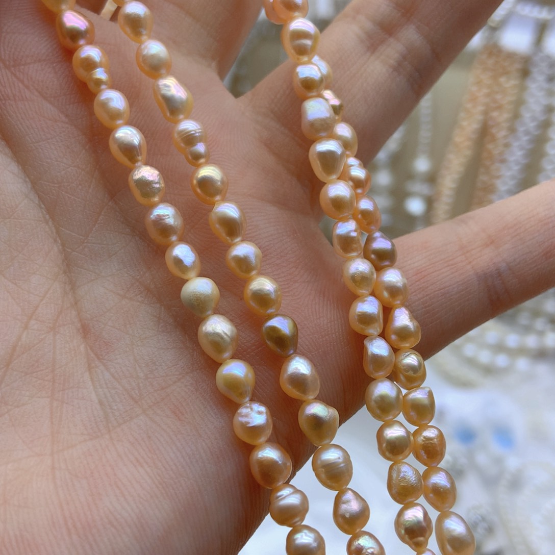 何***以未镶嵌淡水珍珠耳饰