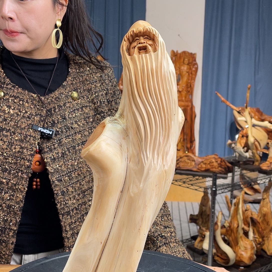 柏木（崖柏）随型艺术根雕