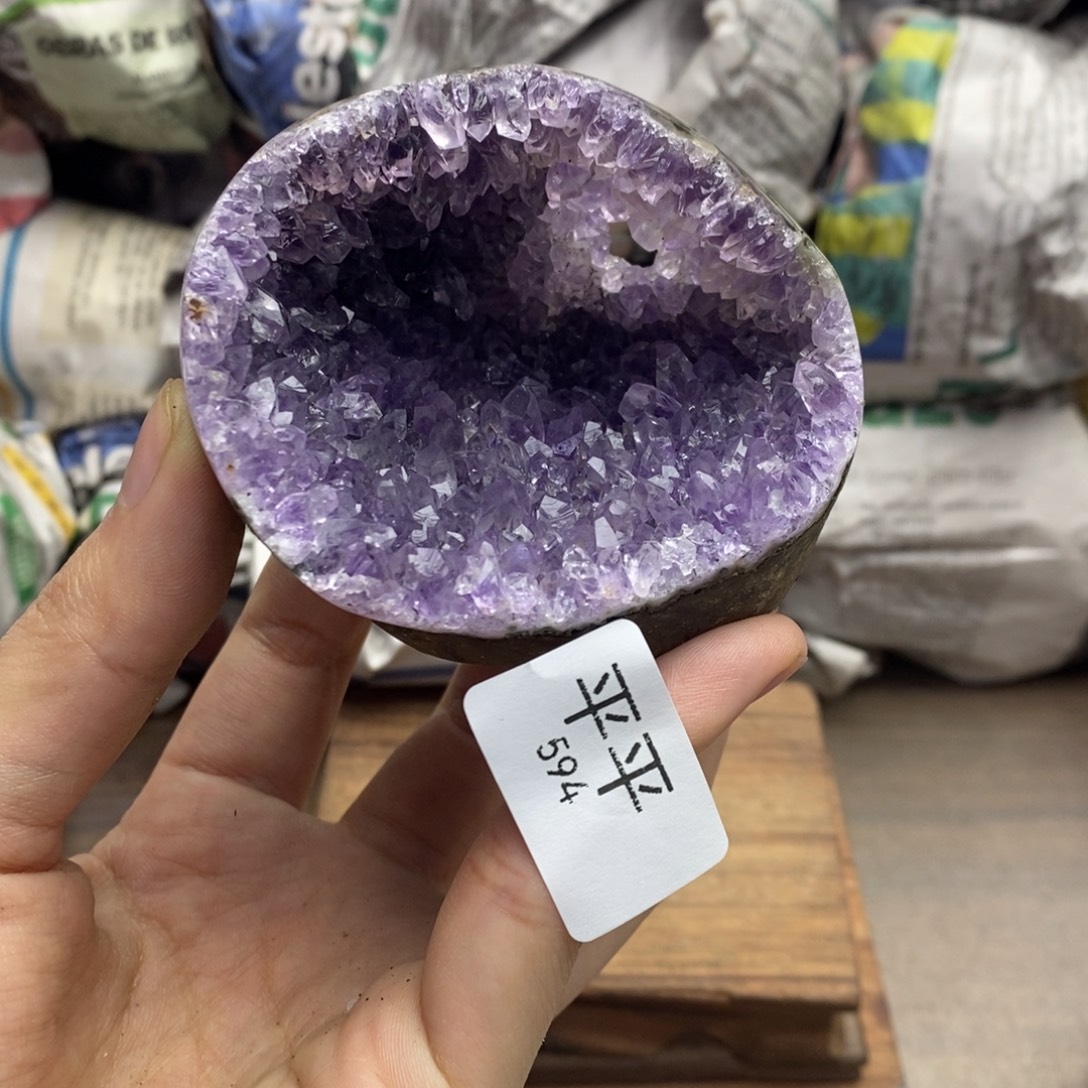 未镶嵌水晶珠宝半成品