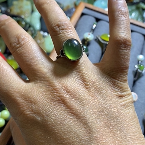 岫玉戒指未镶嵌一个