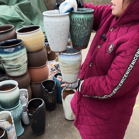 口13高20瑕疵盆子。