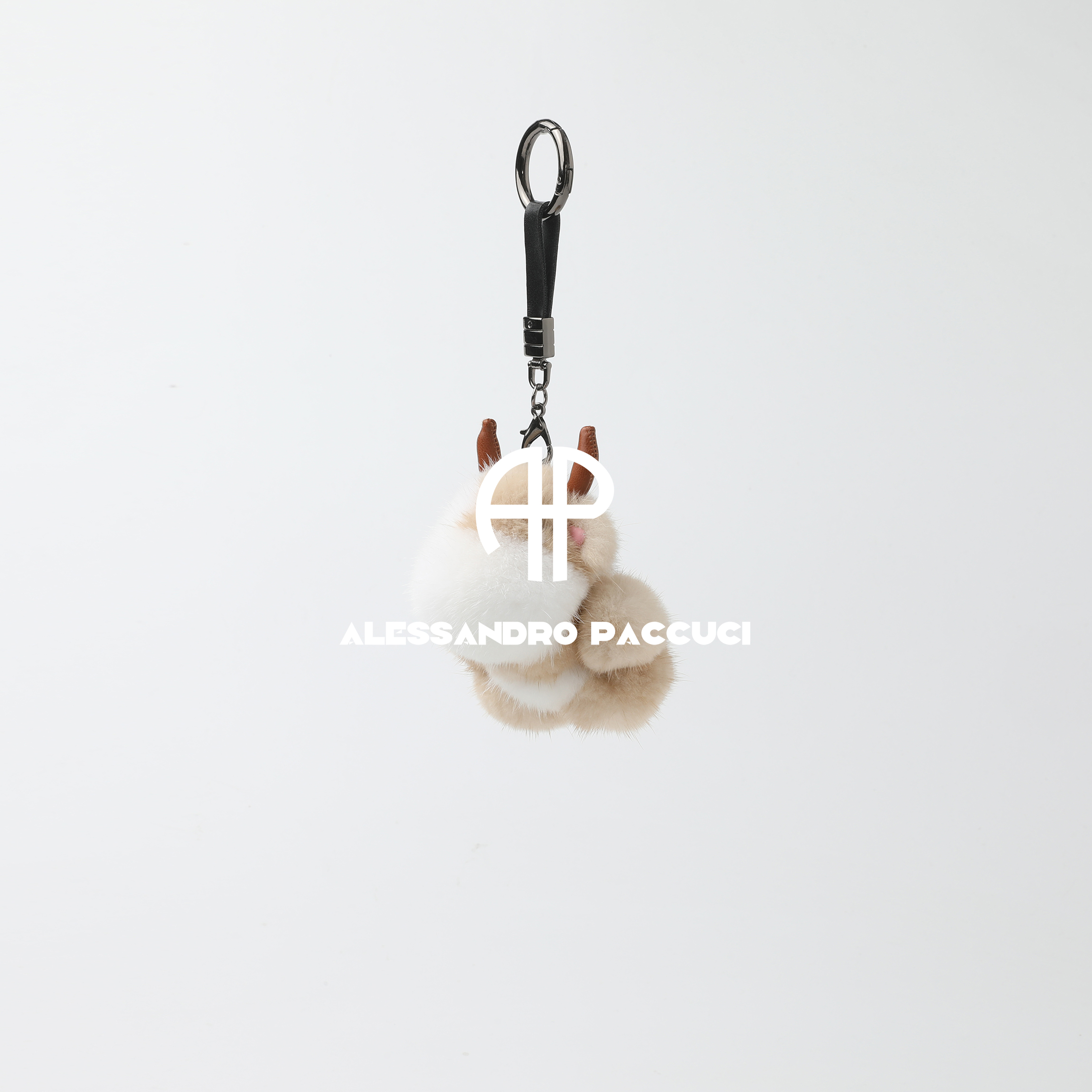 AP洛哥54134AQ【牛气冲天】进口水貂小牛造型萌趣时尚百搭挂件玩偶