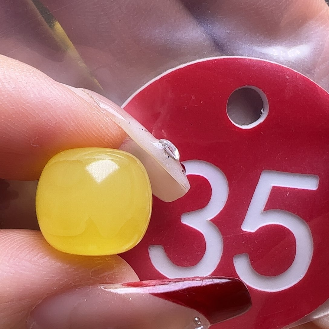 蜜蜡未镶嵌珠宝奇石11.3mm鸡油黄老型