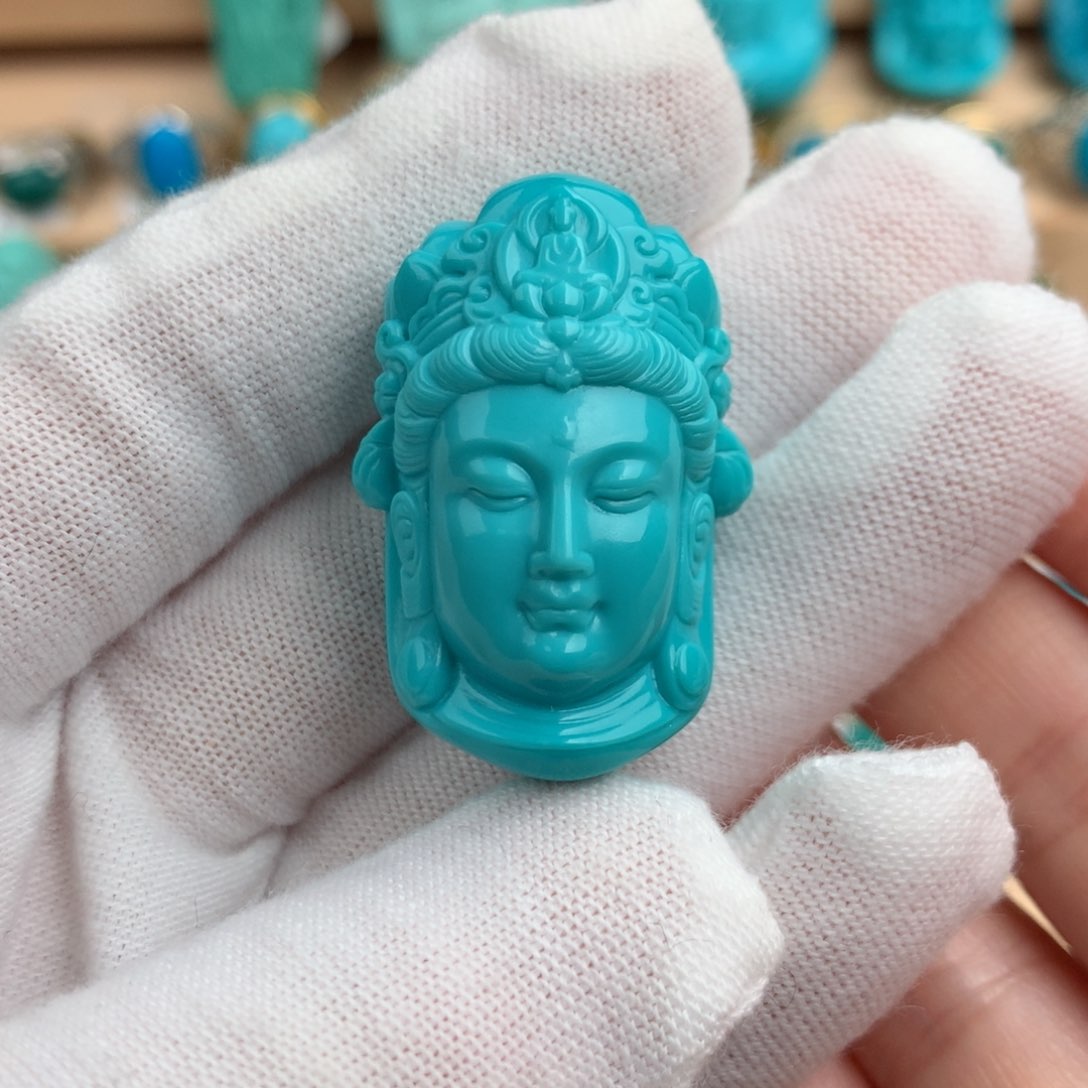 绿松石配饰未镶嵌