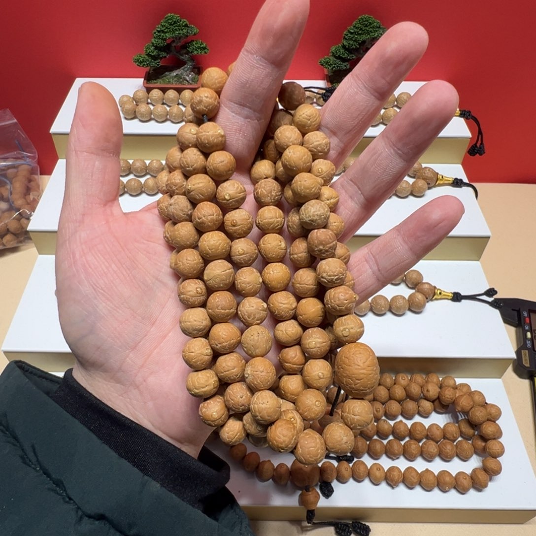 ༨***T凤眼菩提手串10mm凤眼菩提108颗品相弱点