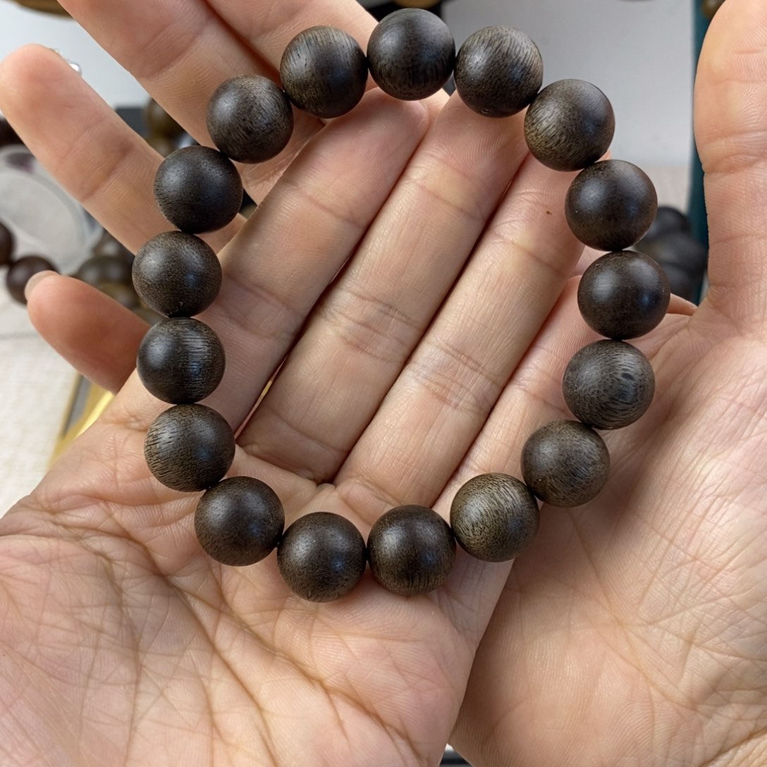 沉香木手串绿棋楠福利1.3