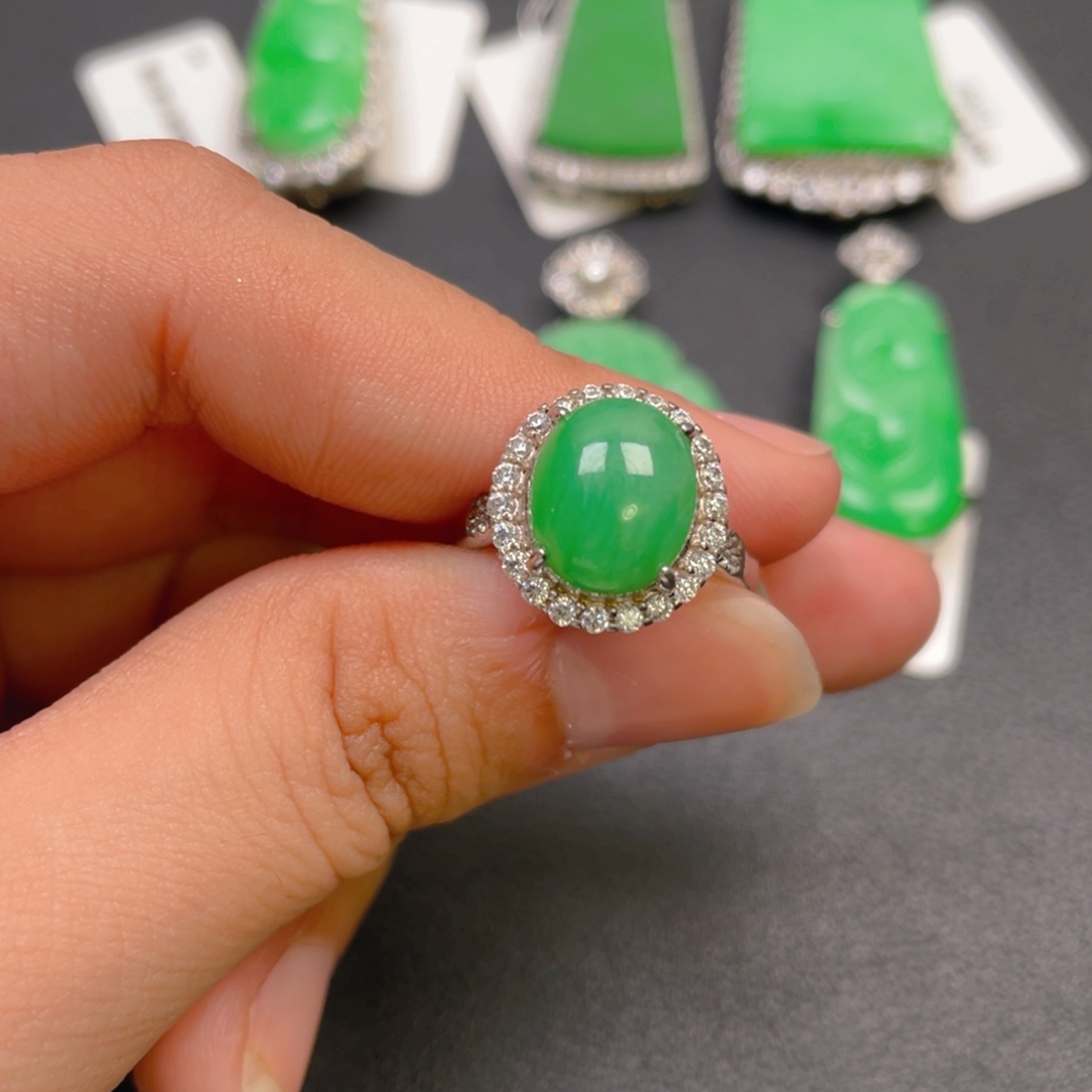 翡翠银S925镶嵌颈饰