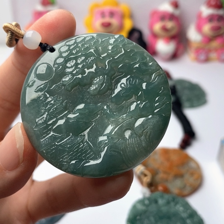 翡翠未镶嵌颈饰翡翠