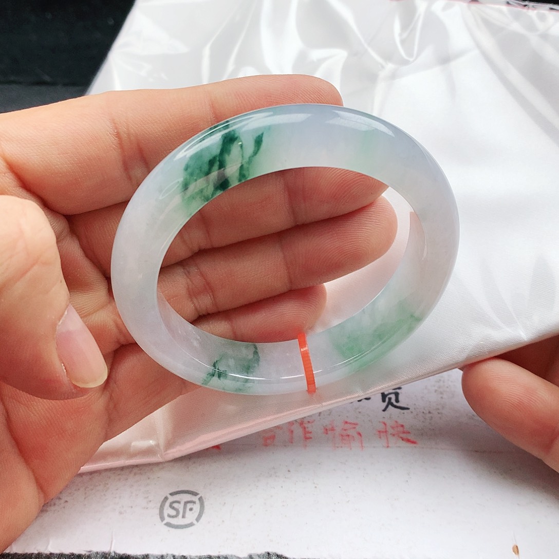 翡翠手镯未镶嵌天然翡翠手镯