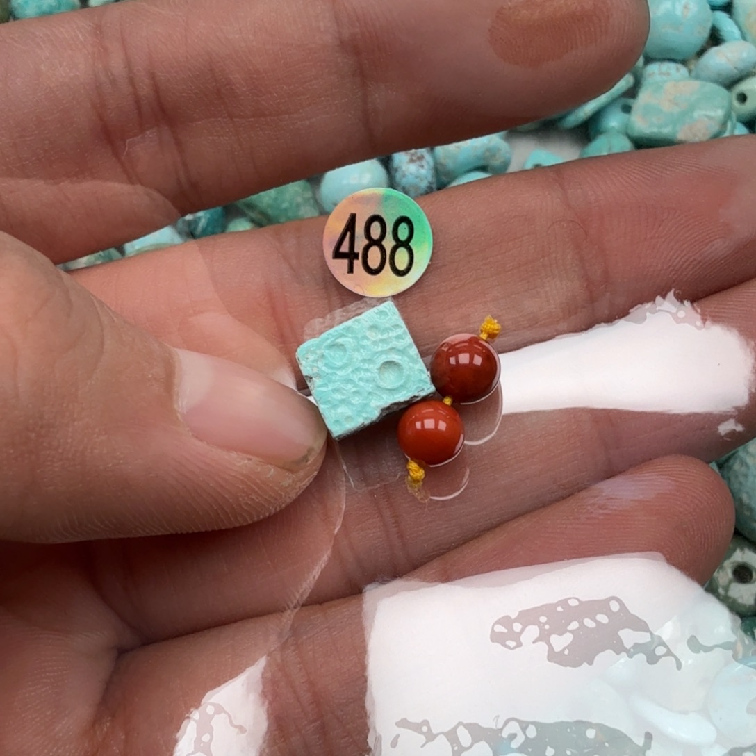 南红玛瑙未镶嵌珠宝奇石