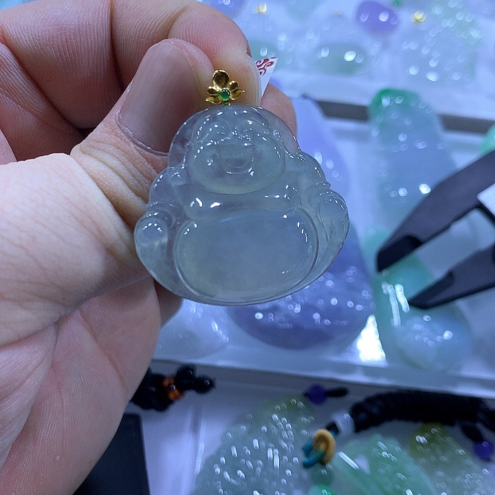 颈饰18K金镶嵌翡翠天然翡翠A货吊坠