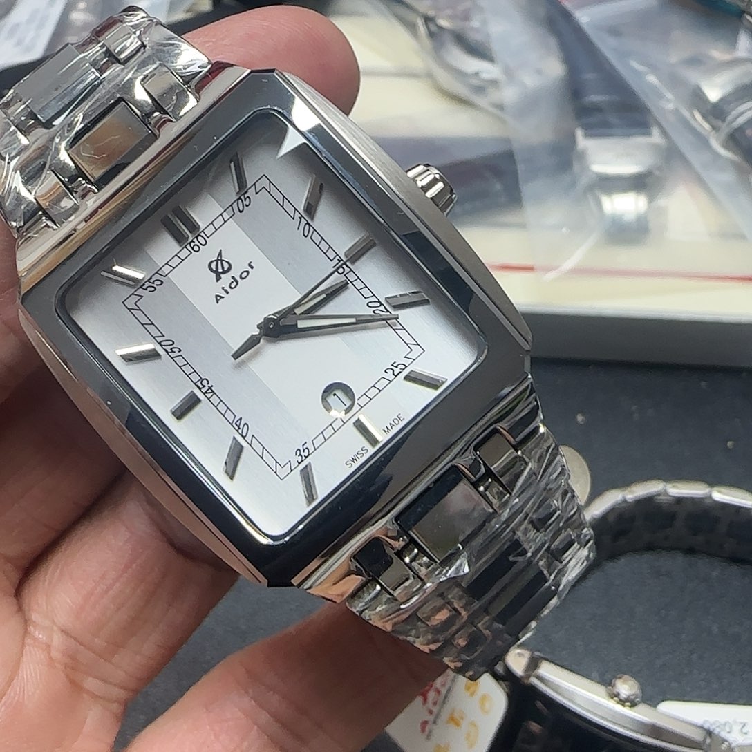 孤品闪购手表一个