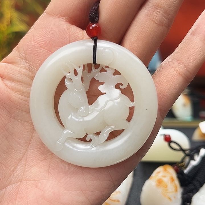 和田玉颈饰未镶嵌