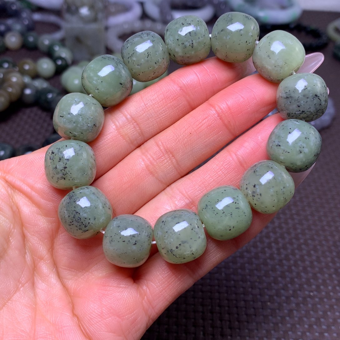 未镶嵌手串和田玉卡16