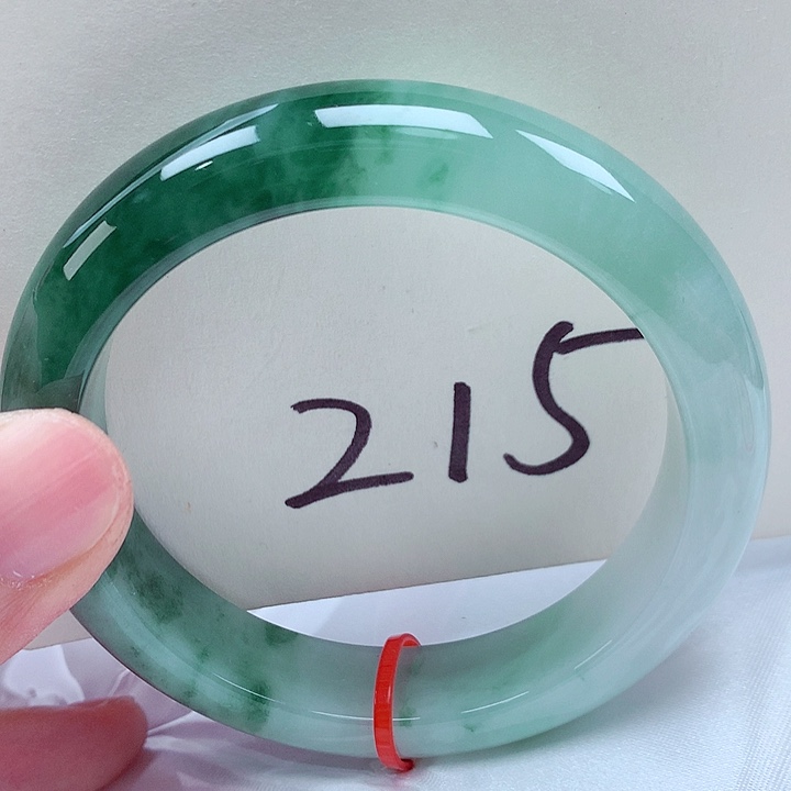 翡翠未镶嵌手镯翡翠