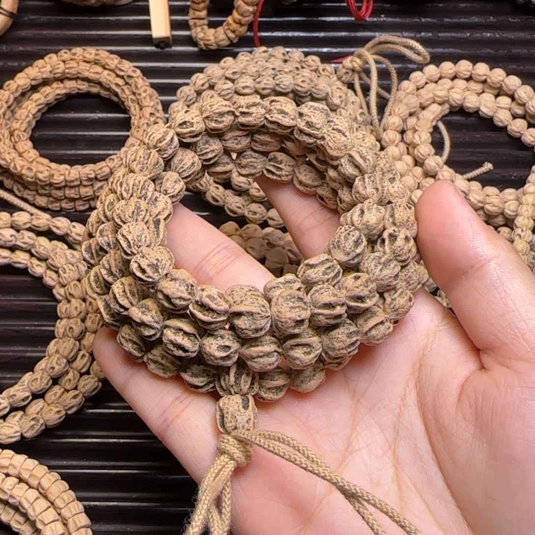 柏香籽/百香籽吊坠拾*