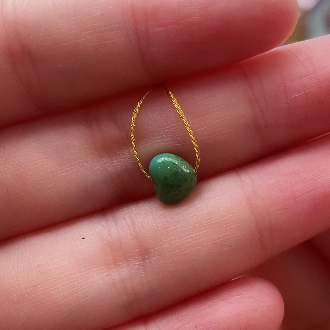 绿松石颈饰未镶嵌