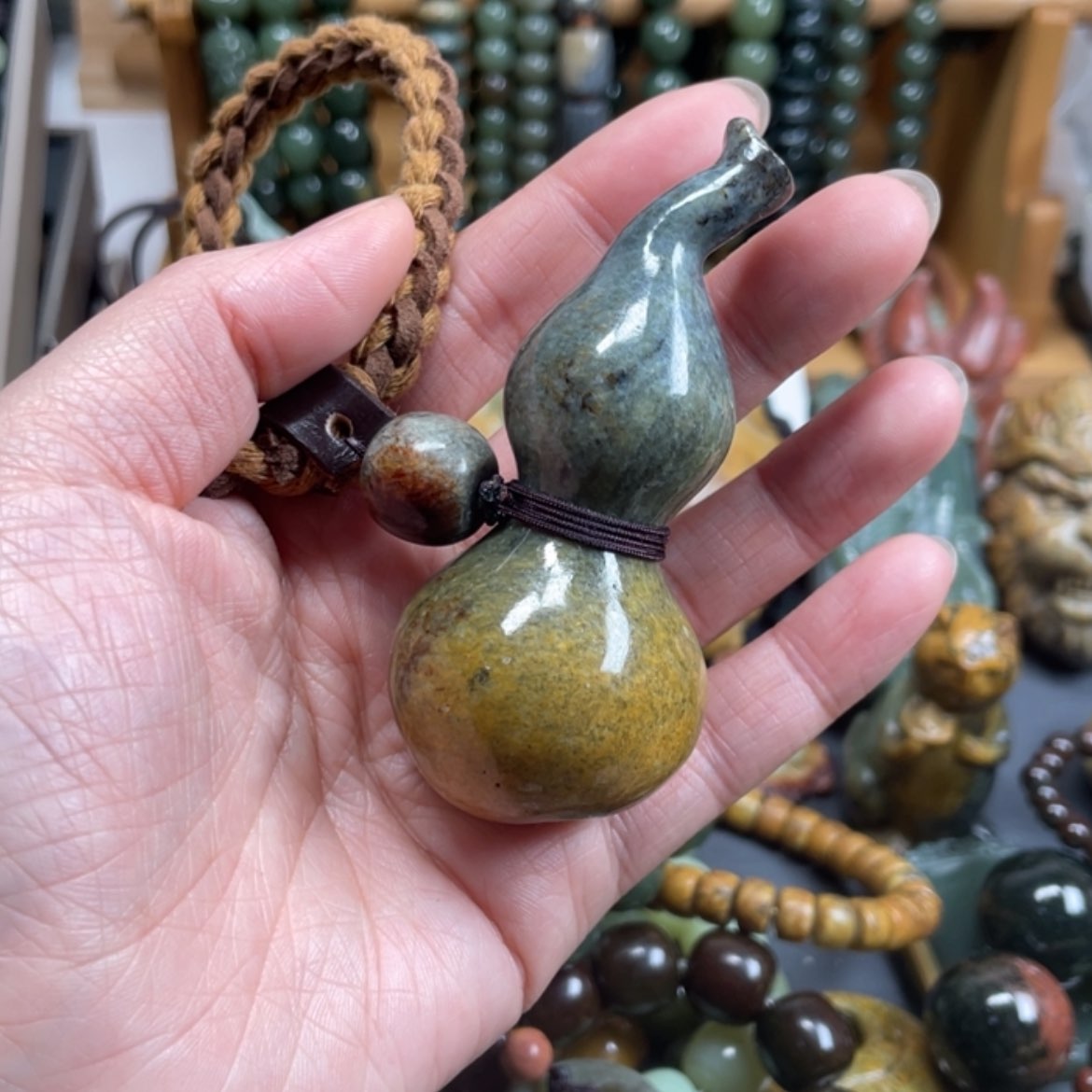 【闪购商品】岫岩河磨玉（透闪石质玉）手把件未镶嵌