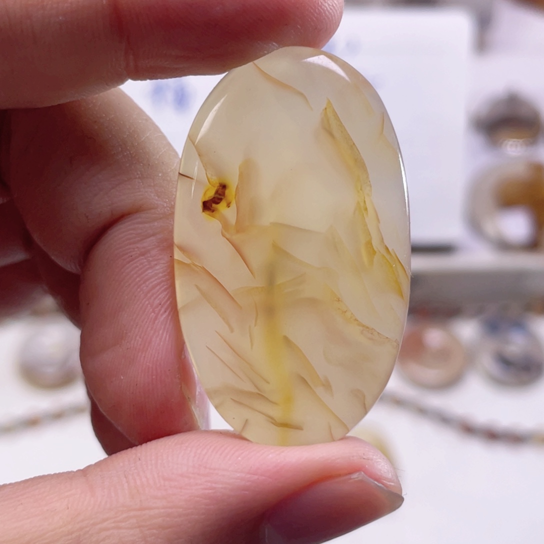 玛瑙/玉髓未镶嵌珠宝奇石