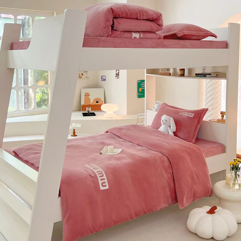 学生牛奶绒床单三件套刺绣款宿舍寝室冬季加绒加厚被套毛绒床单人