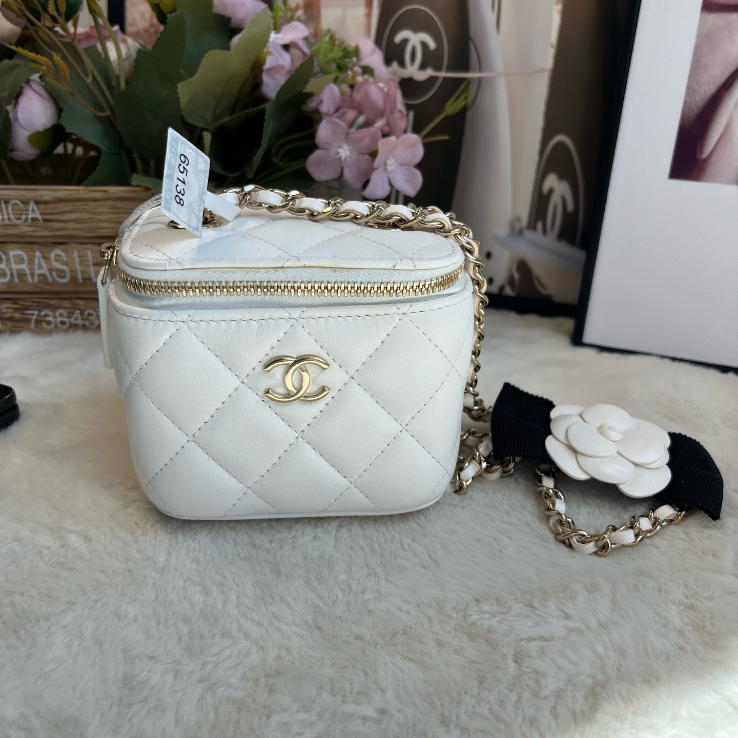 99新 Chanel/香奈儿 白金山茶花羊皮小盒子（31开）