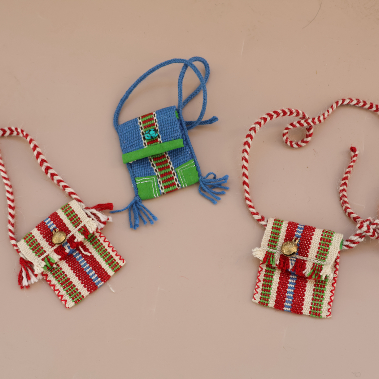 乐乐玛原创手工彩色耳机包