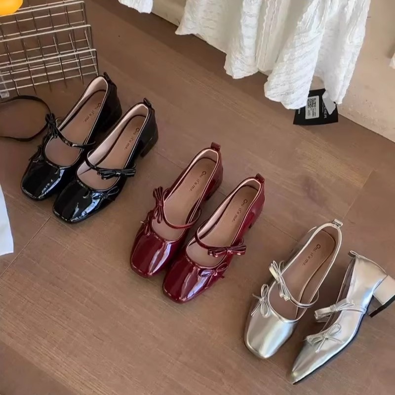 美猫汇真皮底玛丽珍鞋女鞋2025秋季新款红色婚鞋蝴蝶结一字带单鞋
