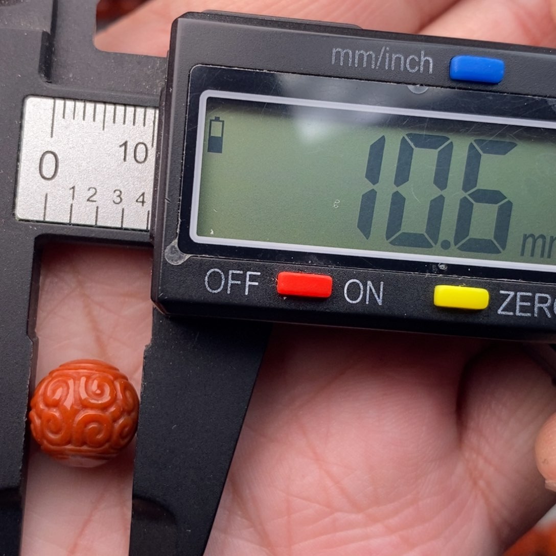 南红玛瑙配饰未镶嵌