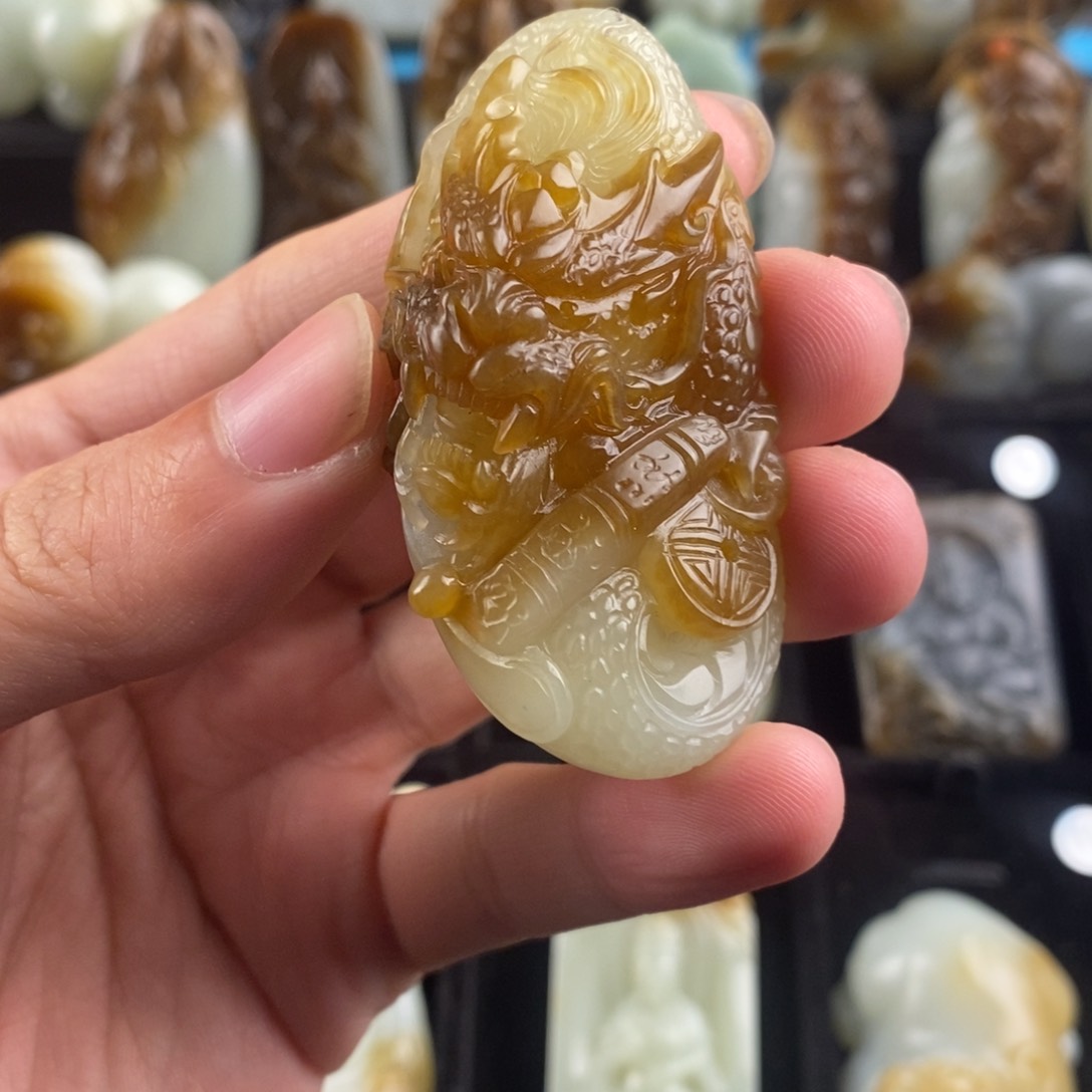 和田玉挂件未镶嵌