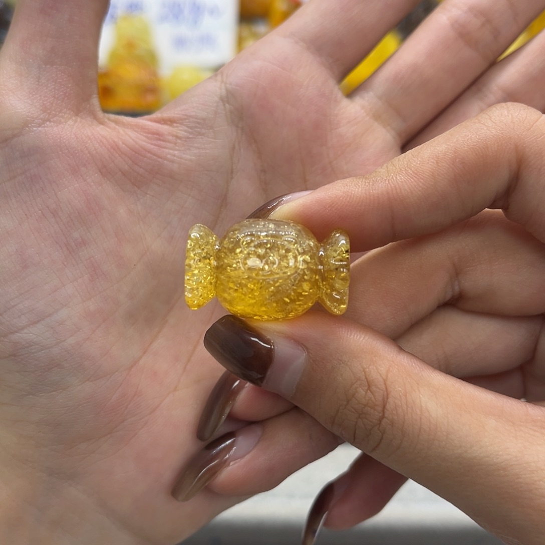 琥珀未镶嵌裸石天然琥珀蜜爆闪