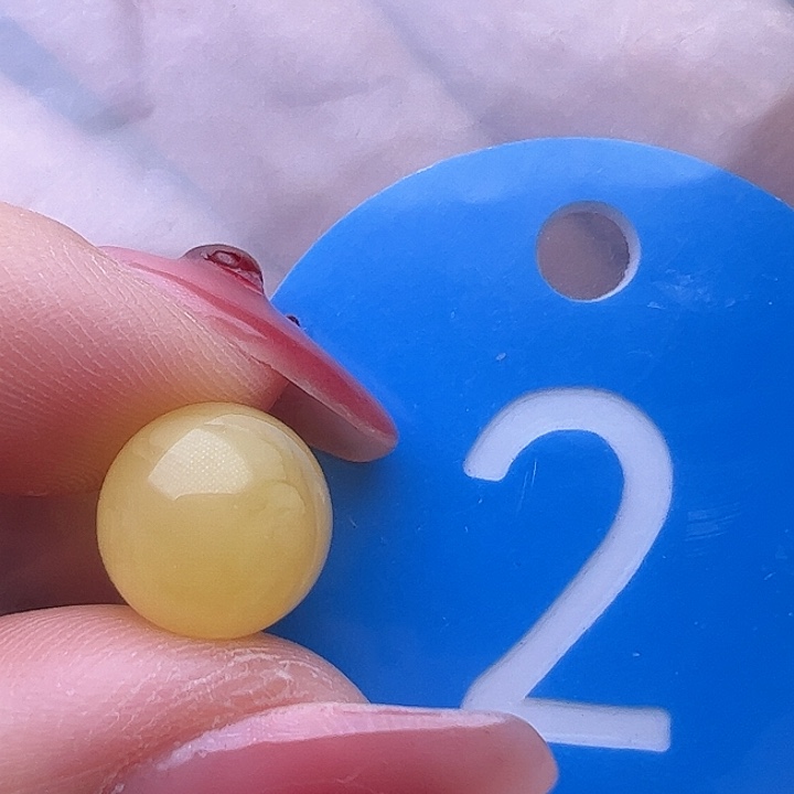蜜蜡裸石未镶嵌微瑕 9.3mm 圆珠