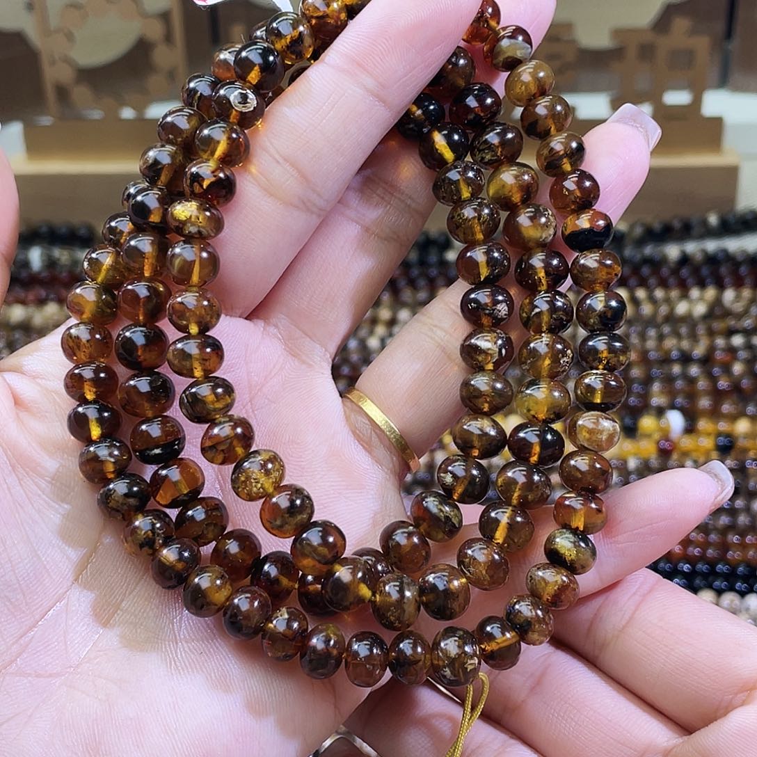 琥珀未镶嵌裸石8+