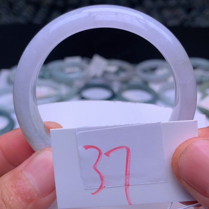 翡翠手镯未镶嵌15558888888888